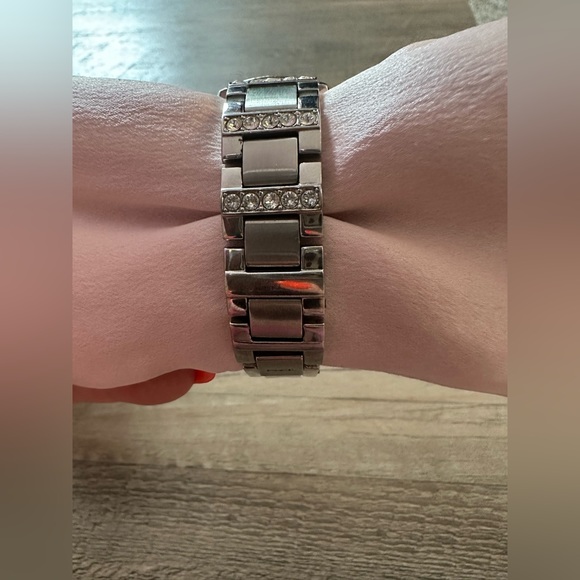 Women’s Jesse Fossil Watch White-Dial Glitz Dress - Picture 5 of 12